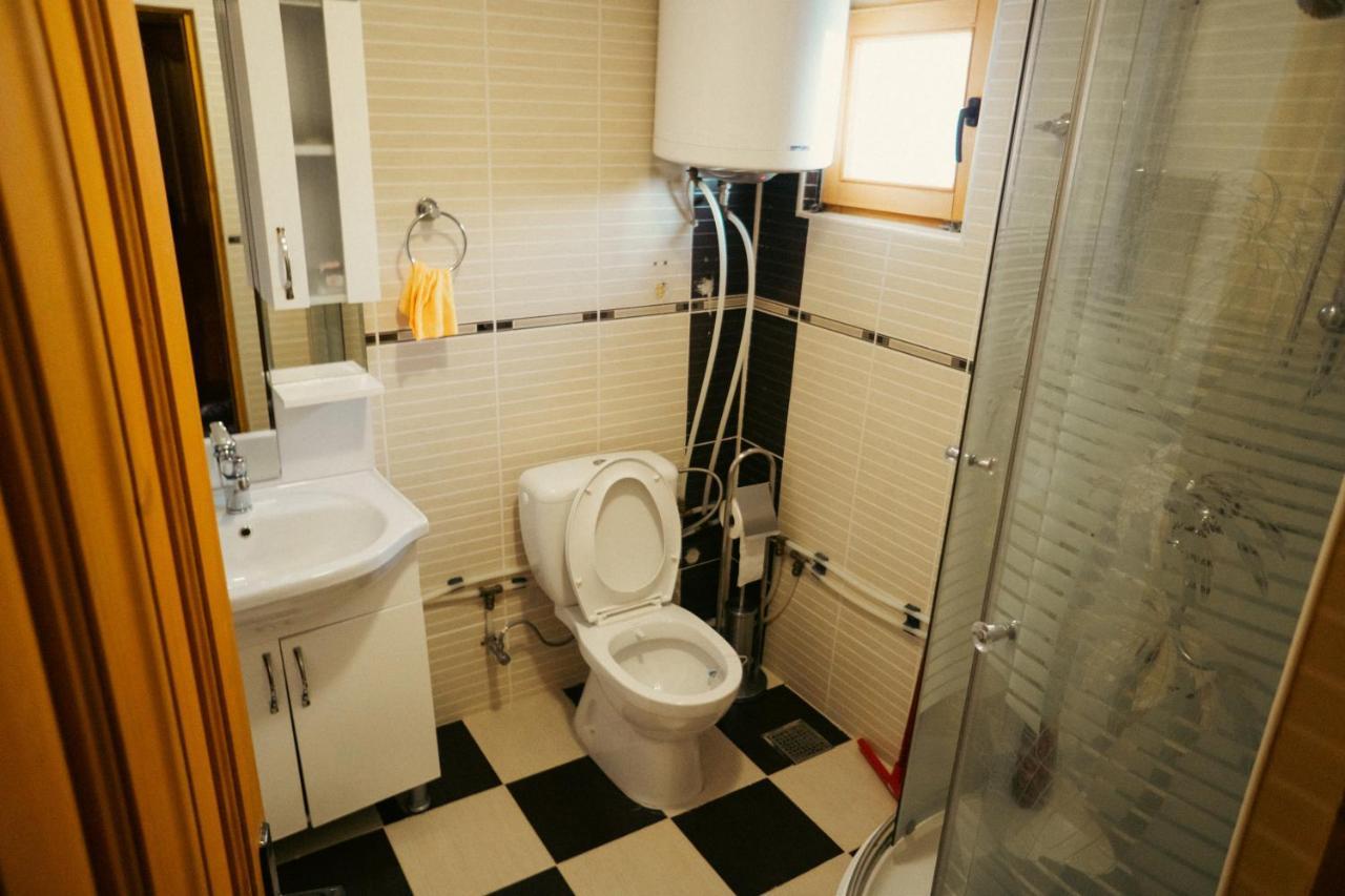 Villa Route Rugove Peje Ngoại thất bức ảnh