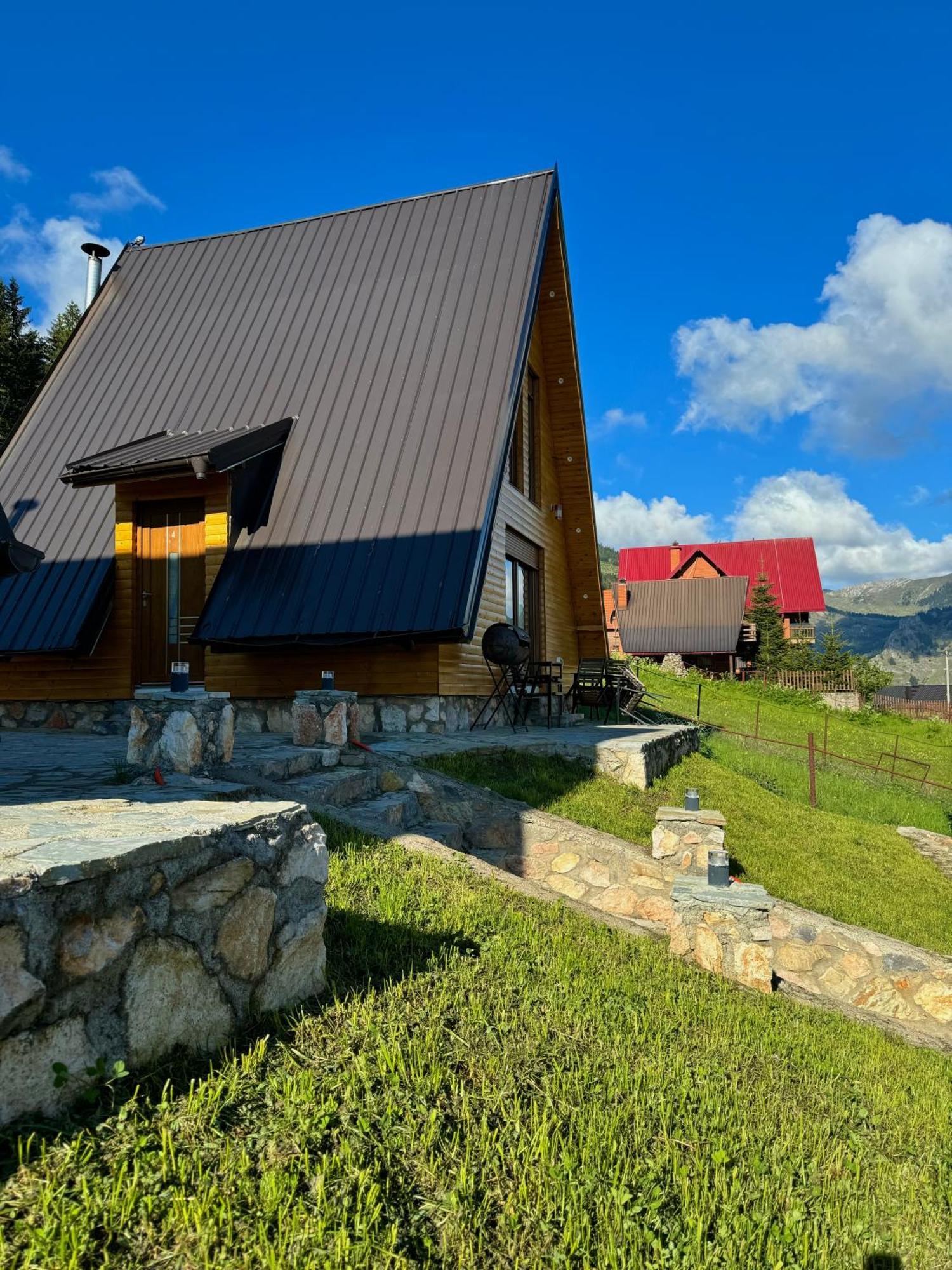 Villa Route Rugove Peje Ngoại thất bức ảnh