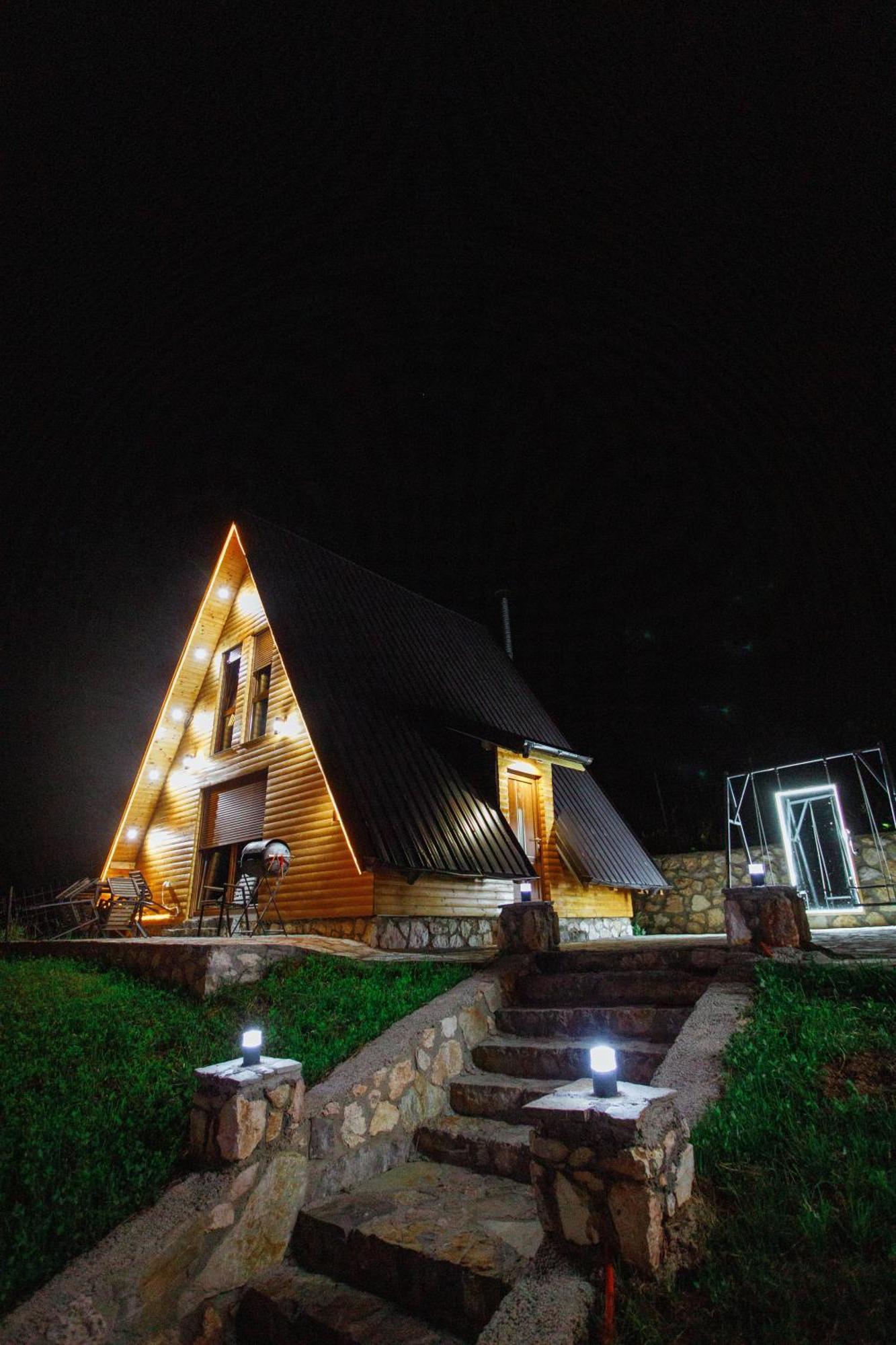 Villa Route Rugove Peje Ngoại thất bức ảnh